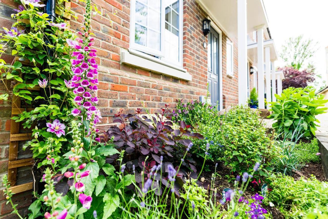 Riverside Stays, Modern House Stays, Shefford, Bedfordshire Exterior foto